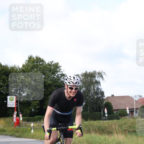 25.08.2024 - Elbe Triathlon Hamburg Fuchs,  Jonas http://msf.ph/oto/6852557 25.08.2024 09:59:44 Radfahren 411, 381 meine-sportfotos.de