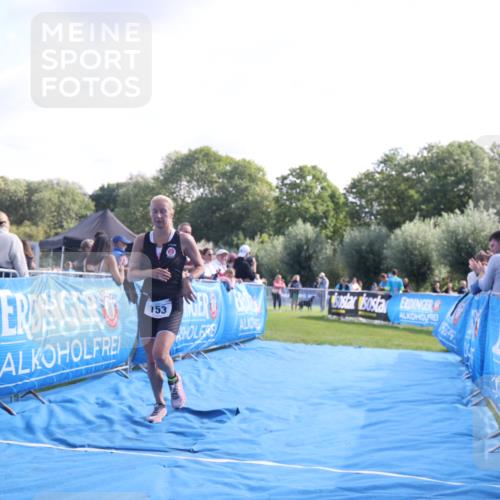 25.08.2024 - Elbe Triathlon Hamburg H.Heesch http://msf.ph/oto/6852559 25.08.2024 10:49:06 Ziel 153 meine-sportfotos.de
