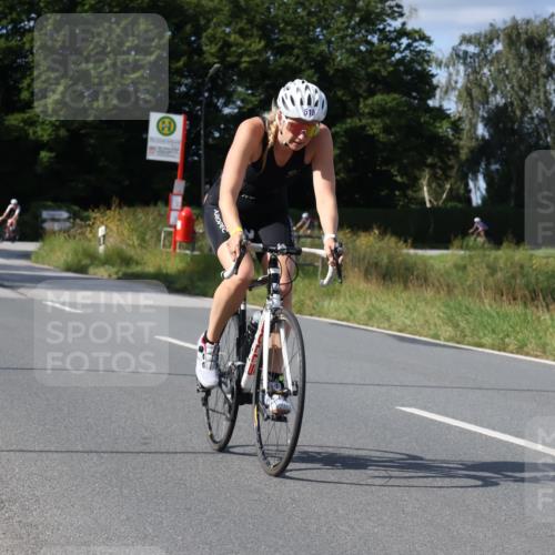 25.08.2024 - Elbe Triathlon Hamburg Fuchs,  Jonas http://msf.ph/oto/6852589 25.08.2024 10:36:09 Radfahren 532, 515, 549 meine-sportfotos.de