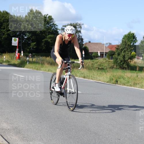 25.08.2024 - Elbe Triathlon Hamburg Fuchs,  Jonas http://msf.ph/oto/6852606 25.08.2024 10:36:10 Radfahren 532, 515, 549 meine-sportfotos.de