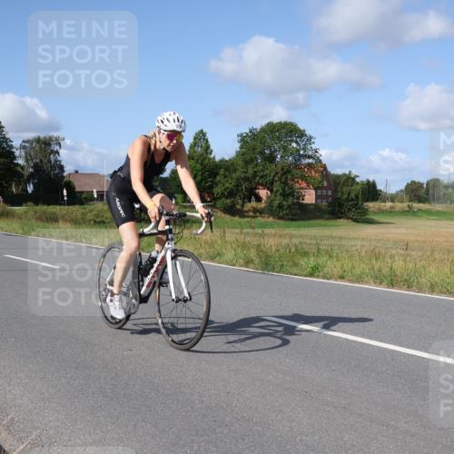 25.08.2024 - Elbe Triathlon Hamburg Fuchs,  Jonas http://msf.ph/oto/6852623 25.08.2024 10:36:10 Radfahren 532, 515, 549 meine-sportfotos.de