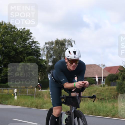 25.08.2024 - Elbe Triathlon Hamburg Fuchs,  Jonas http://msf.ph/oto/6852668 25.08.2024 10:00:01 Radfahren 254, 277, 351, 507 meine-sportfotos.de