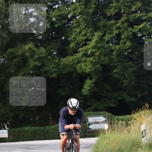 25.08.2024 - Elbe Triathlon Hamburg Fuchs,  Jonas http://msf.ph/oto/6852677 25.08.2024 10:00:02 Radfahren 254, 277, 351, 507 meine-sportfotos.de