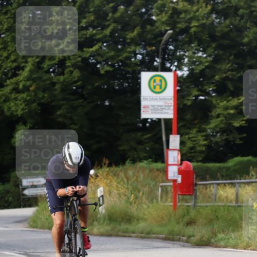 25.08.2024 - Elbe Triathlon Hamburg Fuchs,  Jonas http://msf.ph/oto/6852706 25.08.2024 10:00:03 Radfahren 254, 277, 351, 507, 384 meine-sportfotos.de