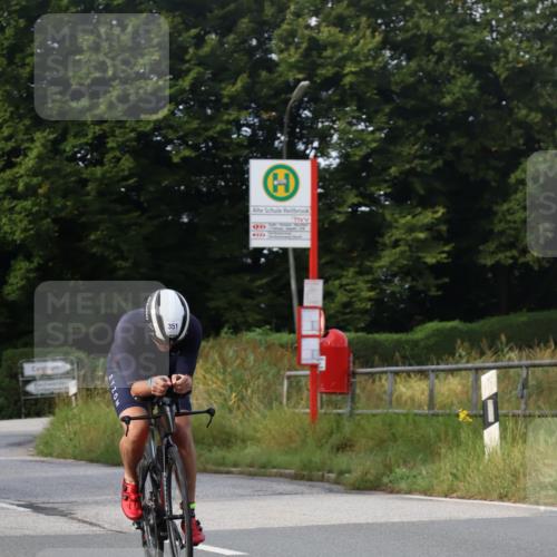 25.08.2024 - Elbe Triathlon Hamburg Fuchs,  Jonas http://msf.ph/oto/6852713 25.08.2024 10:00:03 Radfahren 254, 277, 351, 507, 384 meine-sportfotos.de