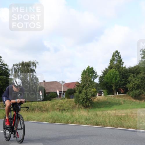25.08.2024 - Elbe Triathlon Hamburg Fuchs,  Jonas http://msf.ph/oto/6852746 25.08.2024 10:00:04 Radfahren 254, 277, 351, 507, 384, 438 meine-sportfotos.de