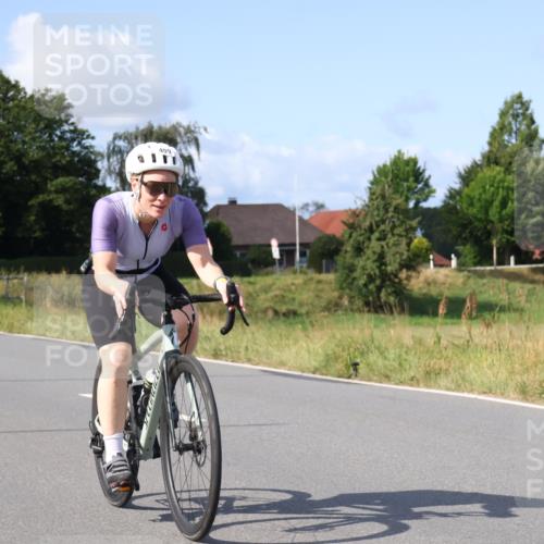 25.08.2024 - Elbe Triathlon Hamburg Fuchs,  Jonas http://msf.ph/oto/6852789 25.08.2024 10:36:22 Radfahren 508, 655, 499, 607, 797, 714 meine-sportfotos.de