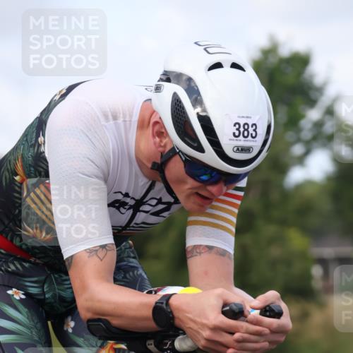 25.08.2024 - Elbe Triathlon Hamburg Fuchs,  Jonas http://msf.ph/oto/6852857 25.08.2024 10:00:23 Radfahren 383 meine-sportfotos.de