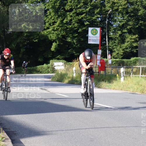 25.08.2024 - Elbe Triathlon Hamburg Fuchs,  Jonas http://msf.ph/oto/6852864 25.08.2024 09:16:19 Radfahren 177, 78, 181, 67, 330, 101 meine-sportfotos.de