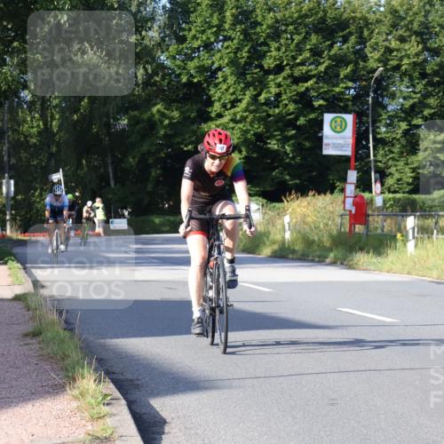 25.08.2024 - Elbe Triathlon Hamburg Fuchs,  Jonas http://msf.ph/oto/6852879 25.08.2024 09:16:20 Radfahren 177, 78, 181, 67, 330, 101 meine-sportfotos.de