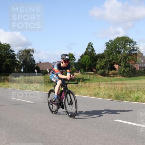 25.08.2024 - Elbe Triathlon Hamburg Fuchs,  Jonas http://msf.ph/oto/6852918 25.08.2024 10:36:26 Radfahren 499, 607, 797, 714, 592 meine-sportfotos.de