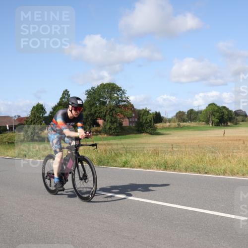 25.08.2024 - Elbe Triathlon Hamburg Fuchs,  Jonas http://msf.ph/oto/6852924 25.08.2024 10:36:26 Radfahren 499, 607, 797, 714, 592 meine-sportfotos.de