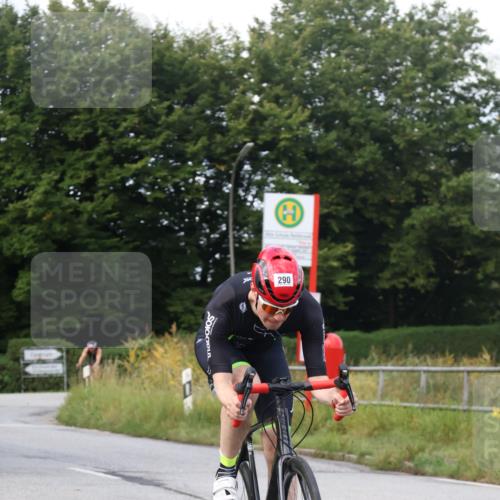 25.08.2024 - Elbe Triathlon Hamburg Fuchs,  Jonas http://msf.ph/oto/6852933 25.08.2024 10:00:41 Radfahren 321, 339, 290, 385, 305 meine-sportfotos.de