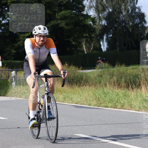 25.08.2024 - Elbe Triathlon Hamburg Fuchs,  Jonas http://msf.ph/oto/6852936 25.08.2024 10:36:30 Radfahren 797, 714, 592 meine-sportfotos.de