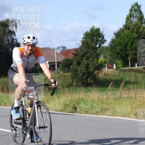 25.08.2024 - Elbe Triathlon Hamburg Fuchs,  Jonas http://msf.ph/oto/6852957 25.08.2024 10:36:30 Radfahren 797, 714, 592 meine-sportfotos.de