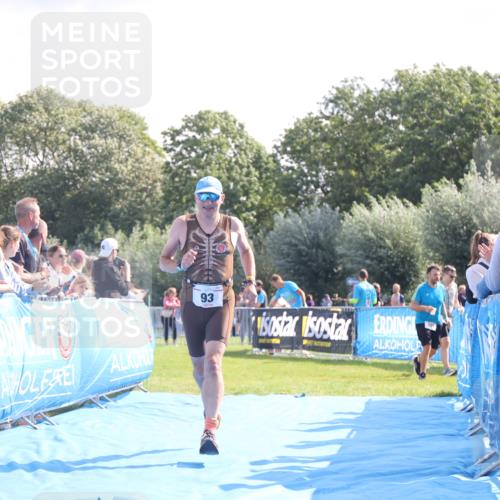 25.08.2024 - Elbe Triathlon Hamburg H.Heesch http://msf.ph/oto/6852977 25.08.2024 10:50:45 Ziel 93 meine-sportfotos.de