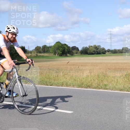 25.08.2024 - Elbe Triathlon Hamburg Fuchs,  Jonas http://msf.ph/oto/6852985 25.08.2024 10:36:31 Radfahren 714, 592 meine-sportfotos.de
