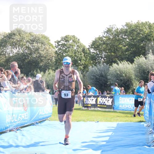 25.08.2024 - Elbe Triathlon Hamburg H.Heesch http://msf.ph/oto/6852994 25.08.2024 10:50:46 Ziel 93 meine-sportfotos.de