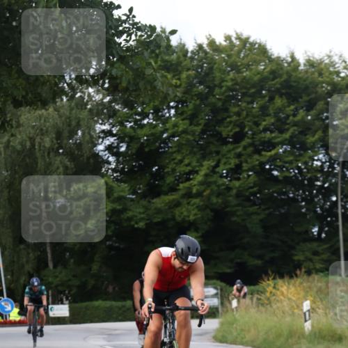 25.08.2024 - Elbe Triathlon Hamburg Fuchs,  Jonas http://msf.ph/oto/6853002 25.08.2024 10:00:46 Radfahren 339, 290, 385, 305, 401, 547 meine-sportfotos.de