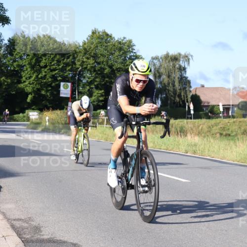 25.08.2024 - Elbe Triathlon Hamburg Fuchs,  Jonas http://msf.ph/oto/6853007 25.08.2024 09:16:25 Radfahren 78, 181, 67, 330, 101, 72 meine-sportfotos.de