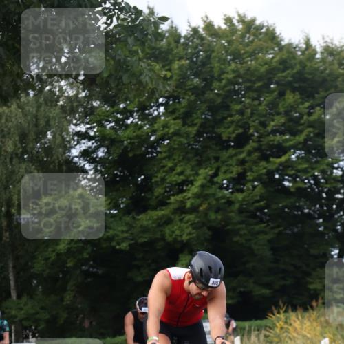 25.08.2024 - Elbe Triathlon Hamburg Fuchs,  Jonas http://msf.ph/oto/6853011 25.08.2024 10:00:46 Radfahren 339, 290, 385, 305, 401, 547 meine-sportfotos.de