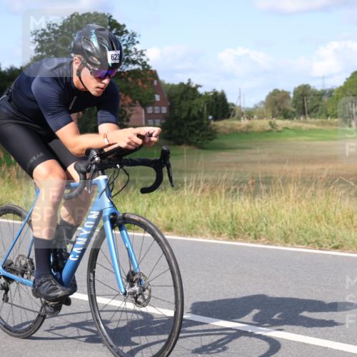 25.08.2024 - Elbe Triathlon Hamburg Fuchs,  Jonas http://msf.ph/oto/6853023 25.08.2024 10:36:40 Radfahren 623 meine-sportfotos.de