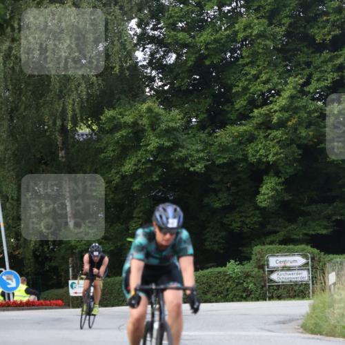 25.08.2024 - Elbe Triathlon Hamburg Fuchs,  Jonas http://msf.ph/oto/6853061 25.08.2024 10:00:48 Radfahren 385, 305, 401, 547, 407 meine-sportfotos.de