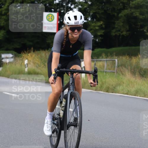 25.08.2024 - Elbe Triathlon Hamburg Fuchs,  Jonas http://msf.ph/oto/6853073 25.08.2024 10:36:48 Radfahren 488, 475, 673 meine-sportfotos.de
