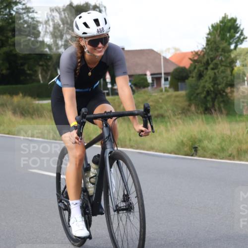 25.08.2024 - Elbe Triathlon Hamburg Fuchs,  Jonas http://msf.ph/oto/6853096 25.08.2024 10:36:49 Radfahren 488, 475, 673, 483 meine-sportfotos.de