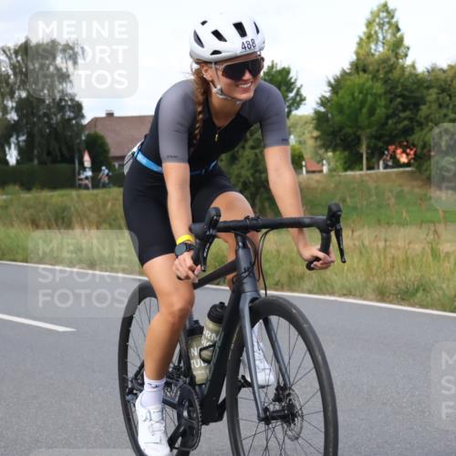 25.08.2024 - Elbe Triathlon Hamburg Fuchs,  Jonas http://msf.ph/oto/6853106 25.08.2024 10:36:49 Radfahren 488, 475, 673, 483 meine-sportfotos.de