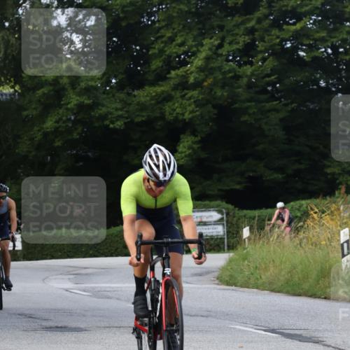 25.08.2024 - Elbe Triathlon Hamburg Fuchs,  Jonas http://msf.ph/oto/6853110 25.08.2024 10:00:54 Radfahren 401, 547, 407, 486, 211, 214 meine-sportfotos.de