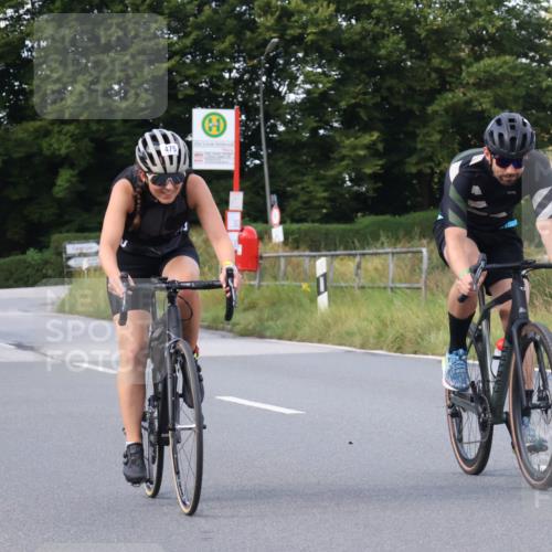 25.08.2024 - Elbe Triathlon Hamburg Fuchs,  Jonas http://msf.ph/oto/6853142 25.08.2024 10:36:52 Radfahren 488, 475, 673, 483 meine-sportfotos.de