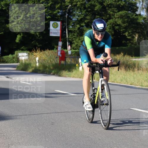 25.08.2024 - Elbe Triathlon Hamburg Fuchs,  Jonas http://msf.ph/oto/6853149 25.08.2024 09:16:32 Radfahren 72, 127, 118, 254, 123, 173, 314 meine-sportfotos.de