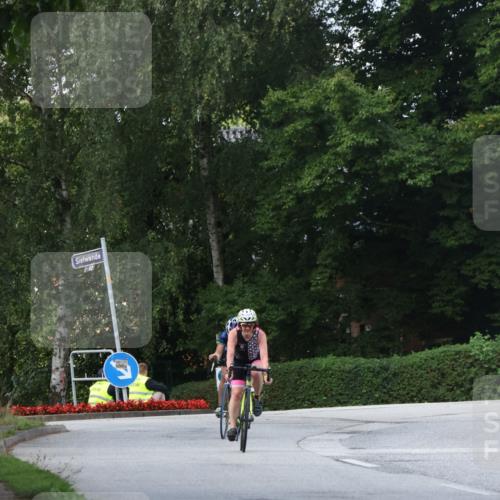 25.08.2024 - Elbe Triathlon Hamburg Fuchs,  Jonas http://msf.ph/oto/6853161 25.08.2024 10:00:58 Radfahren 407, 486, 211, 214, 550, 544 meine-sportfotos.de