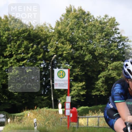 25.08.2024 - Elbe Triathlon Hamburg Fuchs,  Jonas http://msf.ph/oto/6853198 25.08.2024 10:01:04 Radfahren 550, 544, 440, 406, 364 meine-sportfotos.de