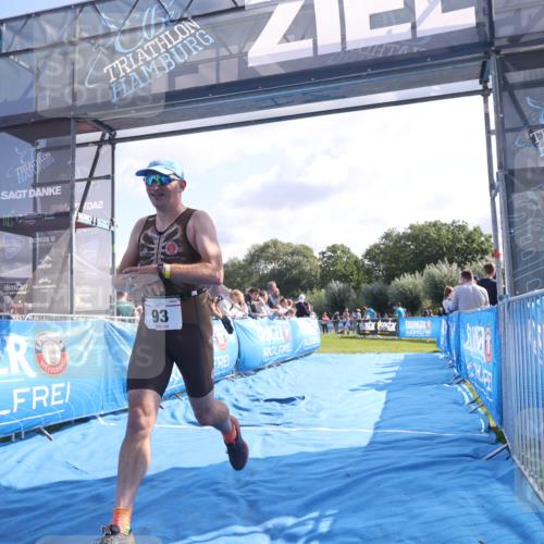 25.08.2024 - Elbe Triathlon Hamburg H.Heesch http://msf.ph/oto/6853267 25.08.2024 10:50:47 Ziel 93, 266 meine-sportfotos.de