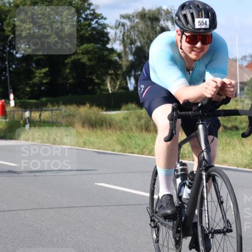 25.08.2024 - Elbe Triathlon Hamburg Fuchs,  Jonas http://msf.ph/oto/6853268 25.08.2024 10:37:01 Radfahren 483, 554, 584, 556, 622 meine-sportfotos.de