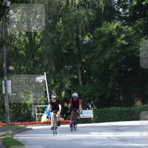 25.08.2024 - Elbe Triathlon Hamburg Fuchs,  Jonas http://msf.ph/oto/6853284 25.08.2024 10:01:11 Radfahren 440, 406, 364, 516, 276 meine-sportfotos.de