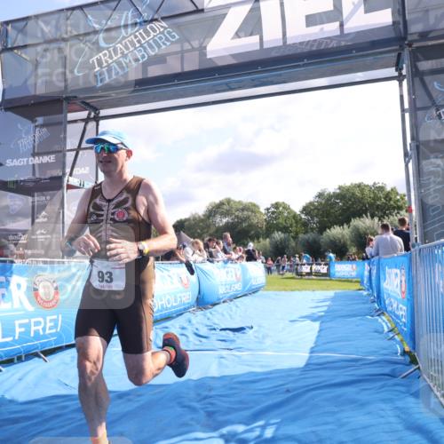 25.08.2024 - Elbe Triathlon Hamburg H.Heesch http://msf.ph/oto/6853286 25.08.2024 10:50:47 Ziel 93, 266 meine-sportfotos.de