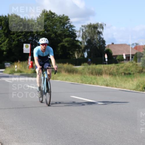 25.08.2024 - Elbe Triathlon Hamburg Fuchs,  Jonas http://msf.ph/oto/6853289 25.08.2024 10:37:01 Radfahren 483, 554, 584, 556, 622 meine-sportfotos.de
