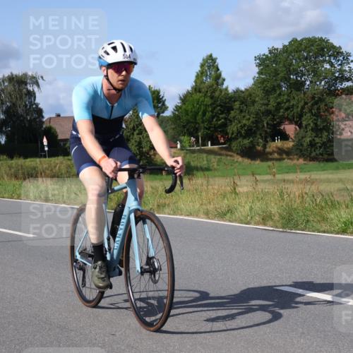 25.08.2024 - Elbe Triathlon Hamburg Fuchs,  Jonas http://msf.ph/oto/6853316 25.08.2024 10:37:02 Radfahren 554, 584, 556, 622, 617 meine-sportfotos.de