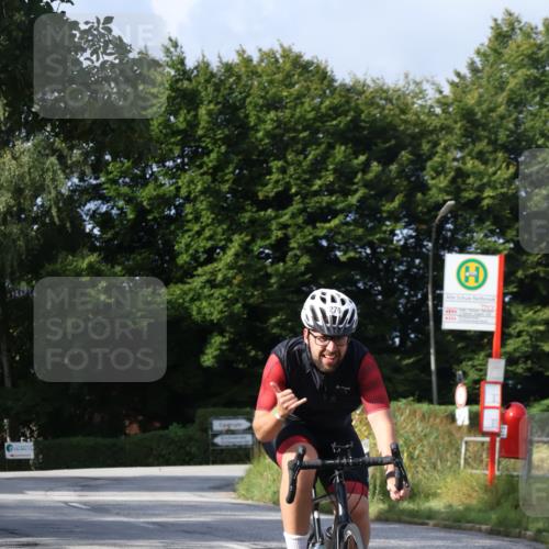 25.08.2024 - Elbe Triathlon Hamburg Fuchs,  Jonas http://msf.ph/oto/6853330 25.08.2024 10:01:16 Radfahren 364, 516, 276 meine-sportfotos.de