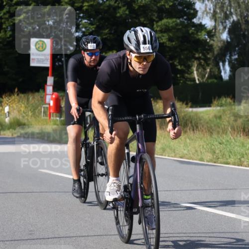 25.08.2024 - Elbe Triathlon Hamburg Fuchs,  Jonas http://msf.ph/oto/6853334 25.08.2024 10:37:05 Radfahren 554, 584, 556, 622, 617, 632 meine-sportfotos.de