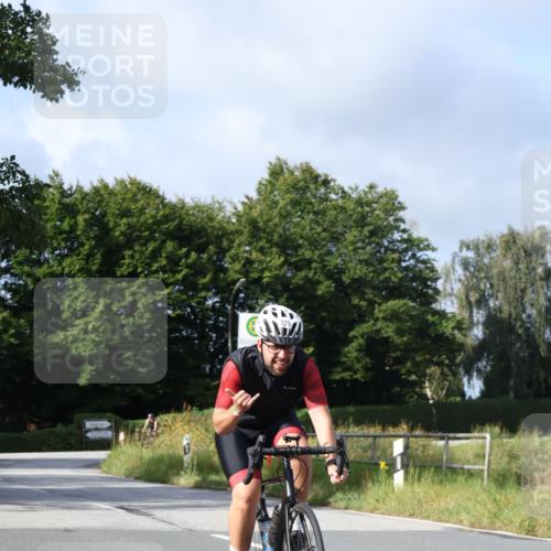 25.08.2024 - Elbe Triathlon Hamburg Fuchs,  Jonas http://msf.ph/oto/6853344 25.08.2024 10:01:16 Radfahren 364, 516, 276 meine-sportfotos.de