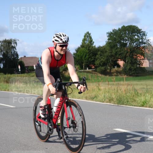 25.08.2024 - Elbe Triathlon Hamburg Fuchs,  Jonas http://msf.ph/oto/6853429 25.08.2024 10:37:09 Radfahren 556, 622, 617, 632, 647, 567, 734, 675 meine-sportfotos.de