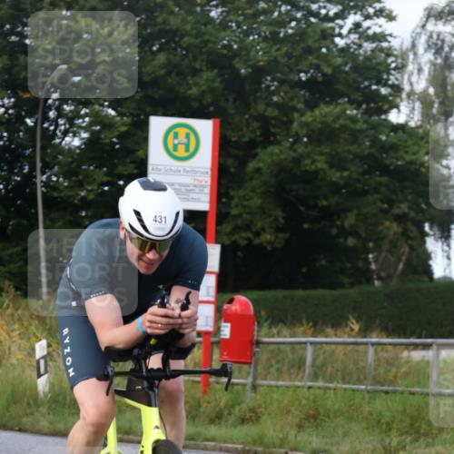 25.08.2024 - Elbe Triathlon Hamburg Fuchs,  Jonas http://msf.ph/oto/6853460 25.08.2024 10:01:45 Radfahren 431 meine-sportfotos.de