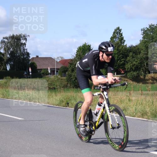 25.08.2024 - Elbe Triathlon Hamburg Fuchs,  Jonas http://msf.ph/oto/6853478 25.08.2024 10:37:10 Radfahren 556, 622, 617, 632, 647, 567, 734, 675 meine-sportfotos.de