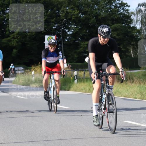 25.08.2024 - Elbe Triathlon Hamburg Fuchs,  Jonas http://msf.ph/oto/6853494 25.08.2024 10:37:14 Radfahren 617, 632, 647, 567, 734, 675, 551, 619 meine-sportfotos.de