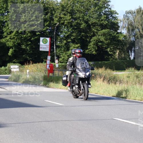 25.08.2024 - Elbe Triathlon Hamburg Fuchs,  Jonas http://msf.ph/oto/6853503 25.08.2024 09:17:00 Radfahren 106, 108, 277, 59 meine-sportfotos.de