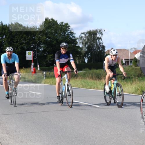 25.08.2024 - Elbe Triathlon Hamburg Fuchs,  Jonas http://msf.ph/oto/6853526 25.08.2024 10:37:15 Radfahren 632, 647, 567, 734, 675, 551, 619, 614 meine-sportfotos.de